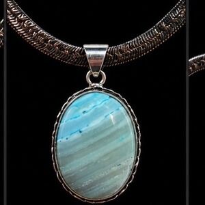 Agate Like Glass Oval Pendant Necklace Silver Tone Textured Snake Chain Boho